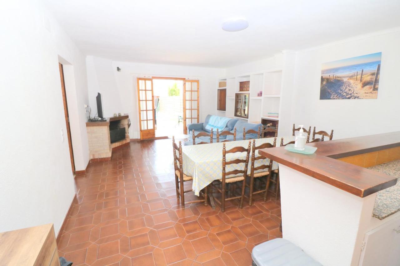Peni 168A - Belle Maison Avec Piscine Empuriabrava Exterior photo