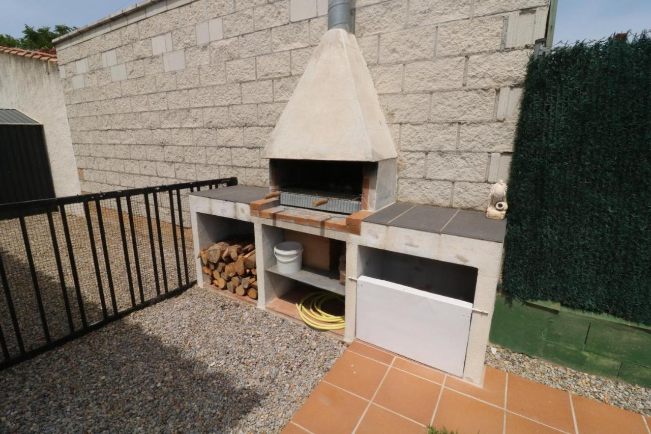 Peni 168A - Belle Maison Avec Piscine Empuriabrava Exterior photo