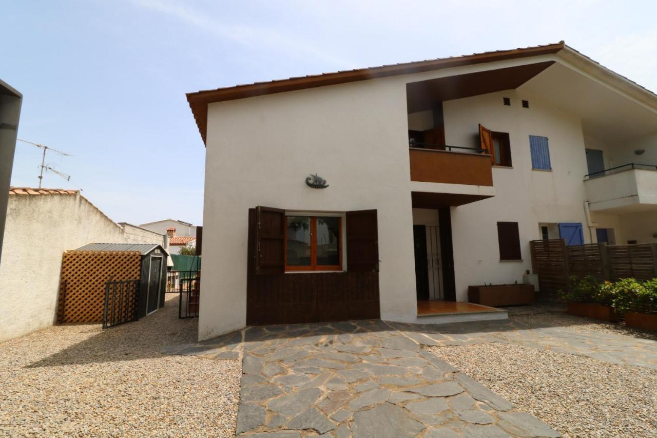 Peni 168A - Belle Maison Avec Piscine Empuriabrava Exterior photo